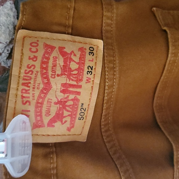Levis Jeans - Picture 3 of 7